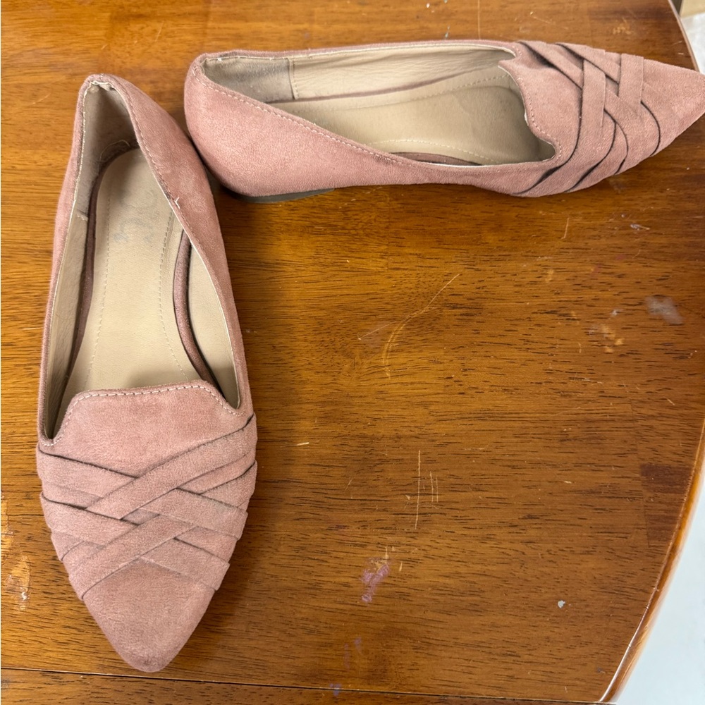 JG faux suede pink ballet flats size 5.5